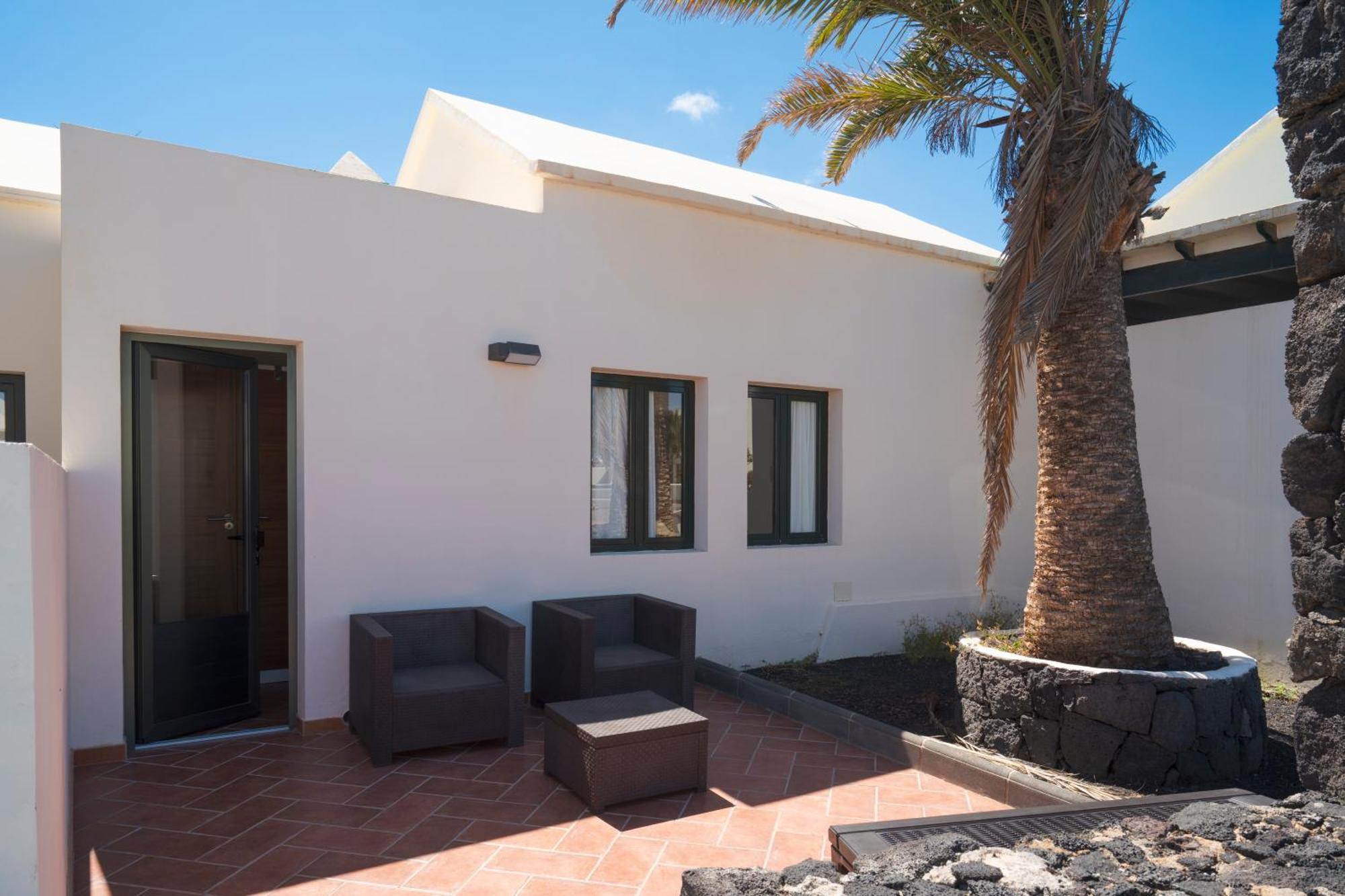 Lanzahost Casa Sunny Seafront Villa Costa Teguise Eksteriør billede
