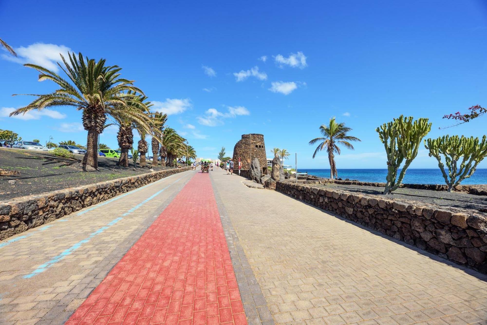 Lanzahost Casa Sunny Seafront Villa Costa Teguise Eksteriør billede